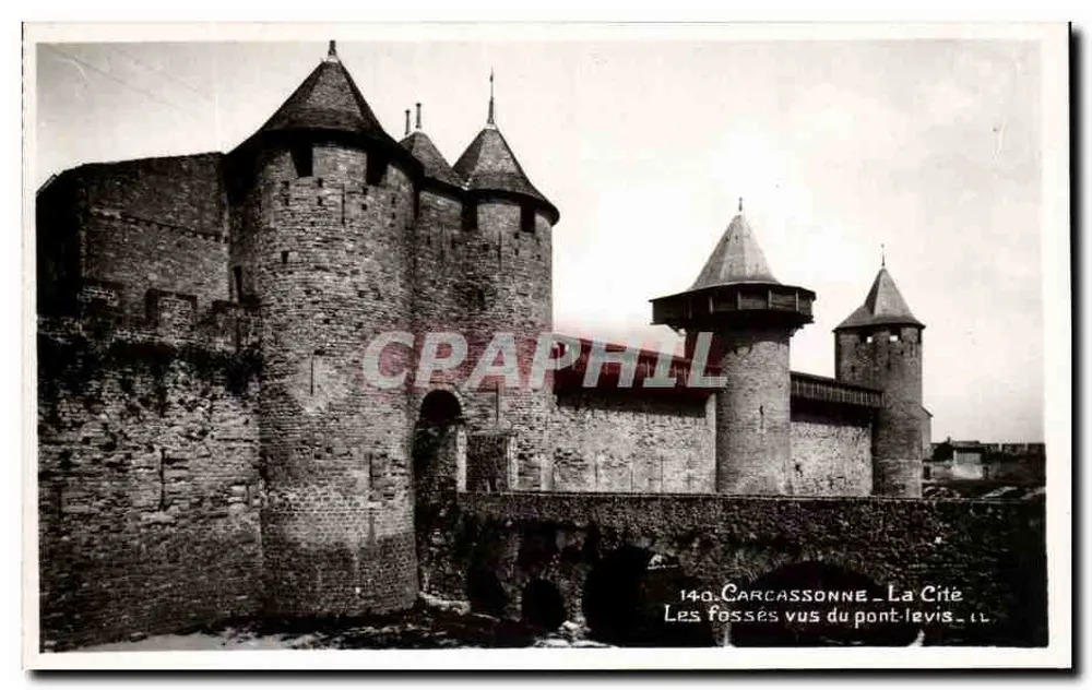 Carcassonne — Die Stadt — Die Gräben vom Zugbrücke aus gesehen — n°140 - Vorderseite