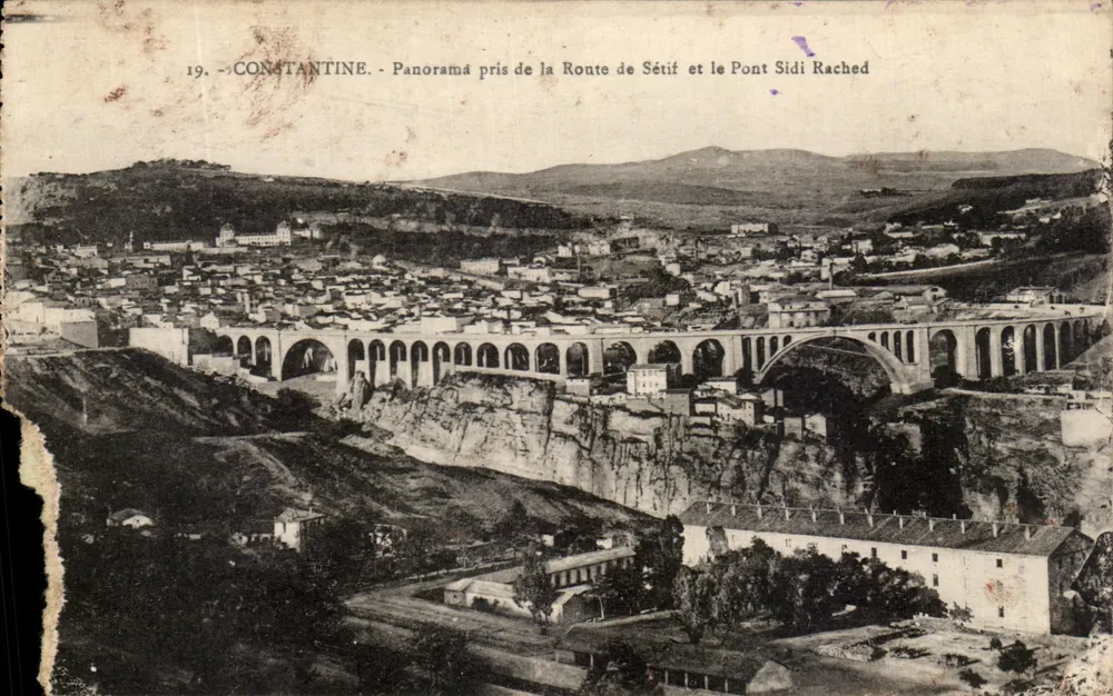 Constantine - Panorama aus der Route de Sétif und der Sidi Rachid-Brücke - Vorderseite