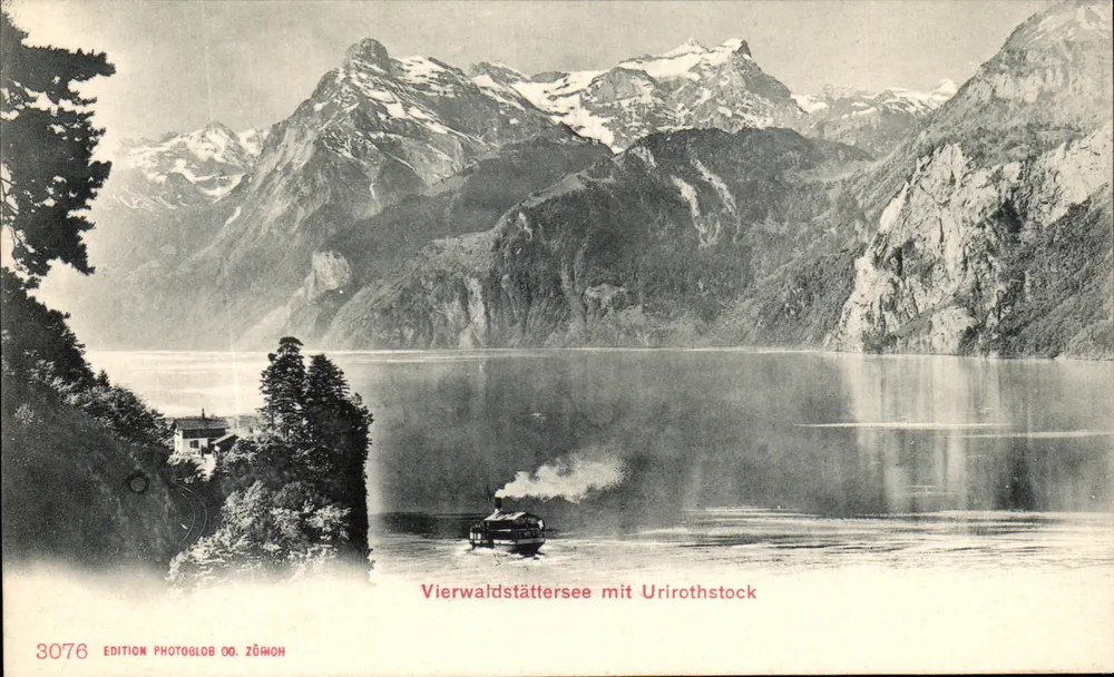 Lago de Vierwaldstättersee com o Urirothstock — Edição Photoglob Oo. Zürich, n° 3076 - Frente