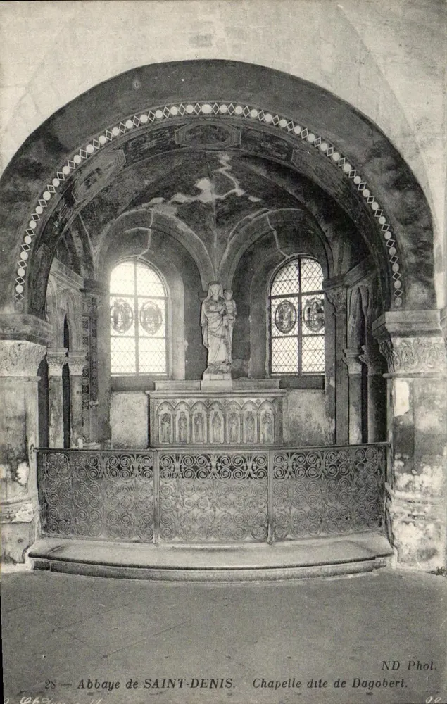 Abbazia di SAINT-DENIS — Cappella detta di Dagobert — ND Phot. - Recto