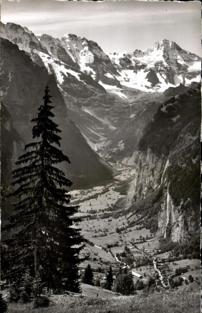 Lauterbrunnen, Grosshorn und Breithorn — Ggyer & Miglebstein, Adelboden - Vorderseite
