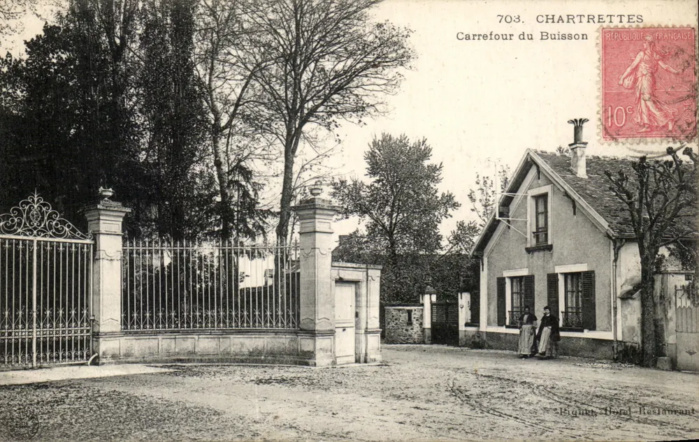 Chartrettes — Cruzeiro do Buisson — Riquet, Hotel-Restaurante - Frente