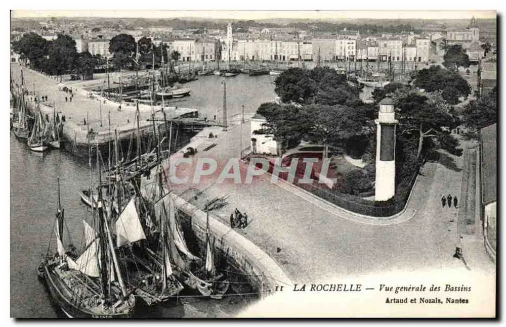 La Rochelle — Allgemeiner Blick auf die Bassins Artaud und Nozais, Nantes - Vorderseite