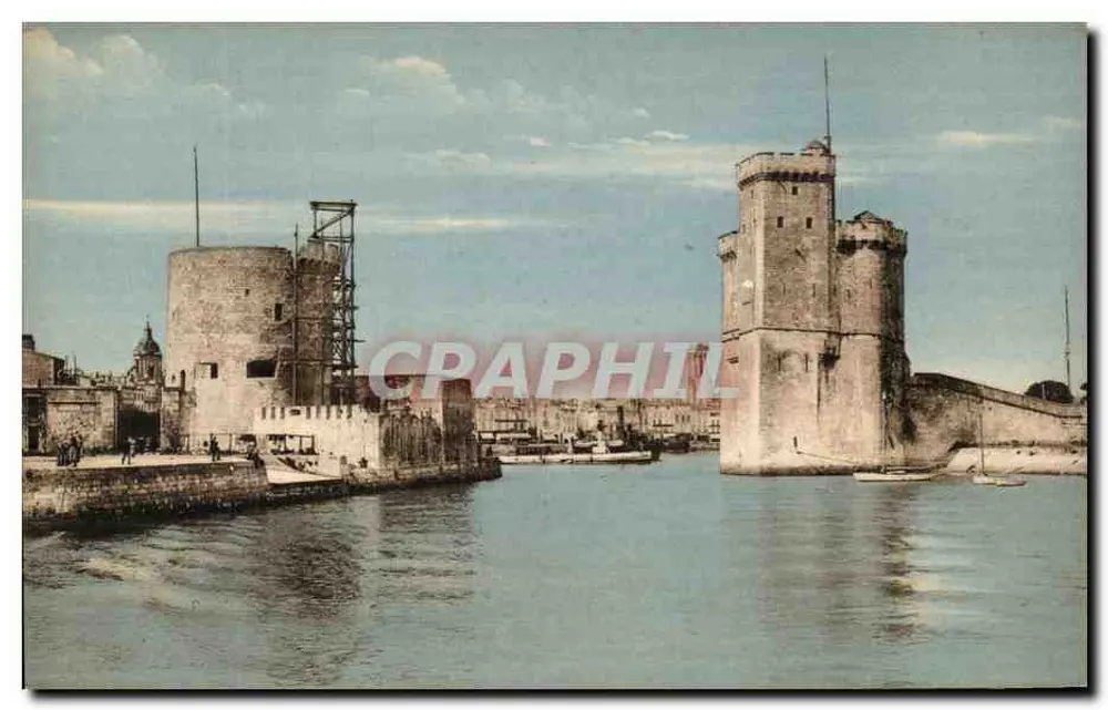 Entrada do Porto de La Rochelle — vista das torres da cidadela — Edição artística R. Bergevin, n° 6349 - Frente
