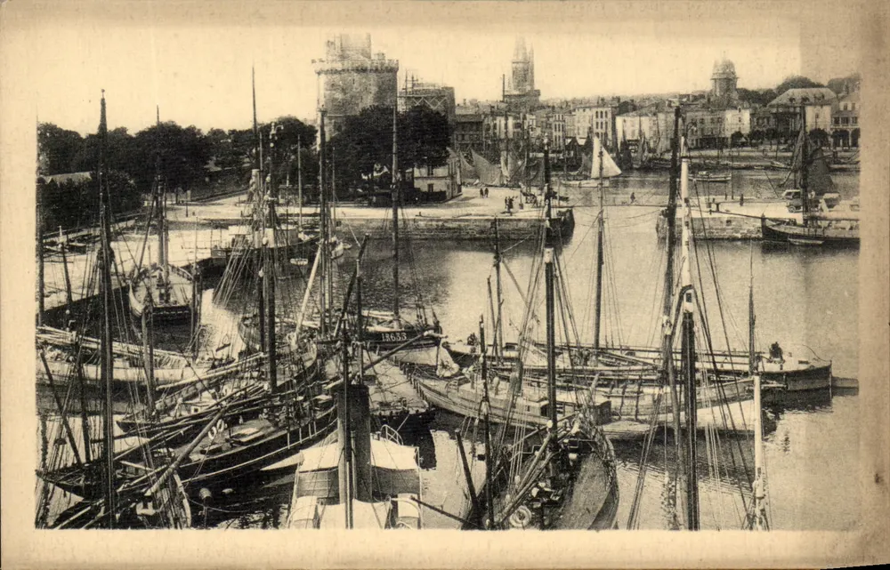 La Rochelle — Allgemeiner Blick auf die Basins — Coll. Gillet Photo - Vorderseite