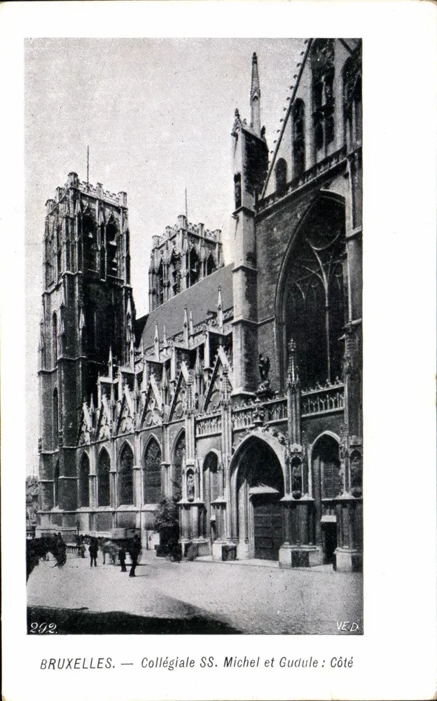 Brüssel — Kollegiatekirche SS. Michael und Gudula : Seite - Vorderseite