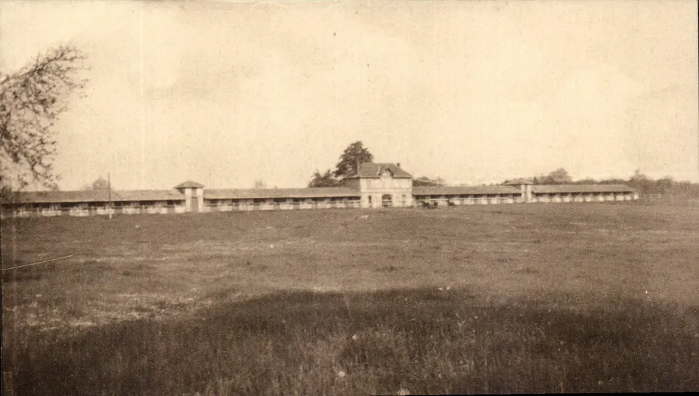 Champagne-Saint-Hilaire — Das Gestüt — Route de Vivonne — Foto von J. Robuchon, Edition Lucas - Vorderseite