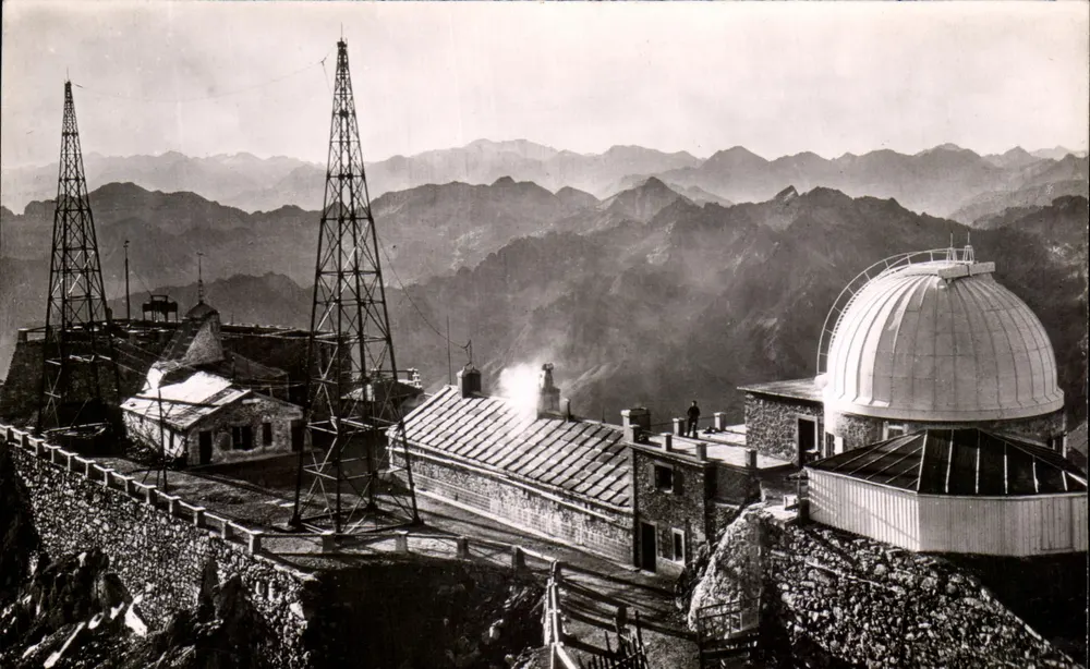 Das Observatorium am Gipfel des Pic du Midi de Bigorre (2877 m.) — Éditions JOVÉ, Pau (B.-P.) — N° 559 bis - Vorderseite