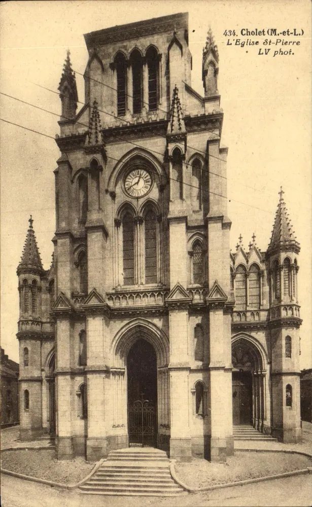 Cholet (M.-et-L.) — Katedra św. Piotra — LV phot. - Awers