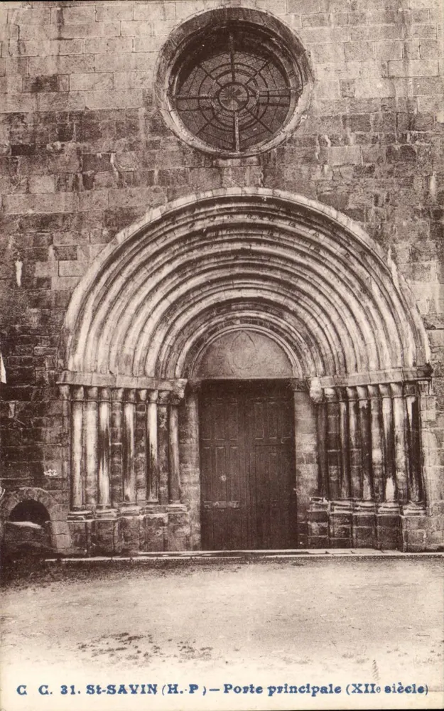 St-Savin (H.-P) — Porta principal — XIIe siècle - Frente