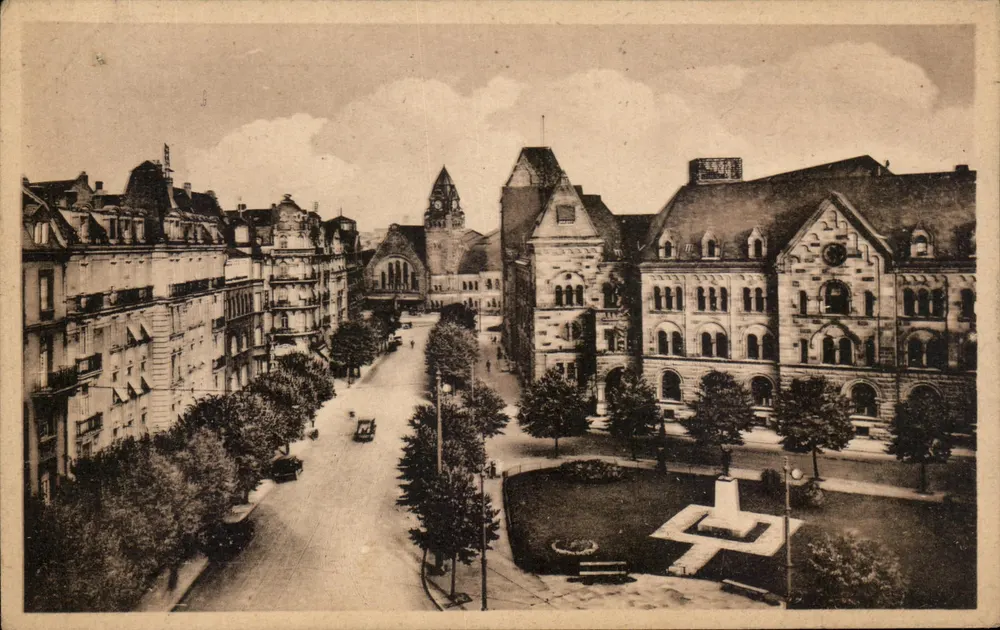 Place de la République em Metz — vista panorâmica — Editor: Réé Arts Photomécanique, n° 169 - Frente