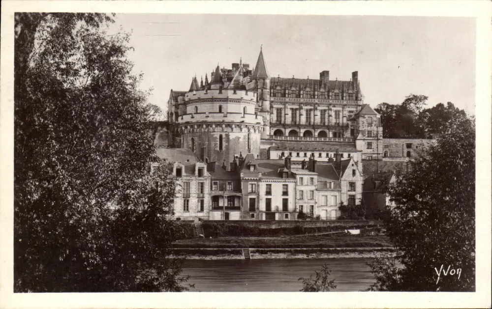 Schloss Ammoisé — Blick auf die Ufer der Loire — Édition Y.V. Vog - Vorderseite