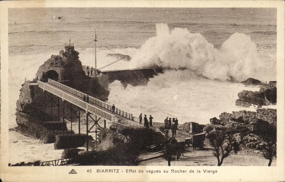Biarritz - Ansicht der Wellen am Felsen der Jungfrau — Verlag Alinacienne des Arts Romandiques, Straßburg, Nr. 45 - Vorderseite