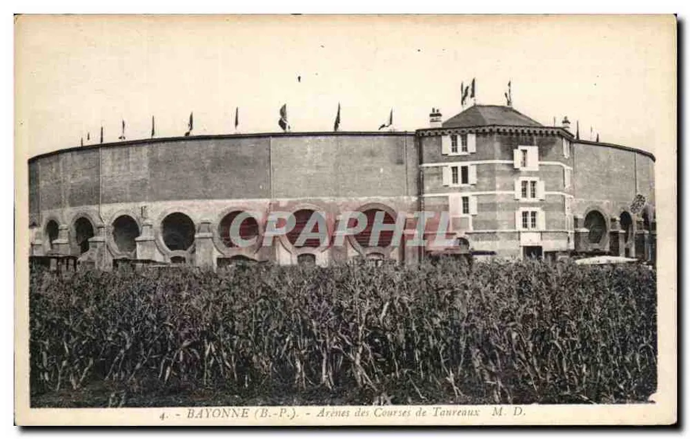 Bayonne (B.-P.) — Stierkampfarena — M. D. - Vorderseite