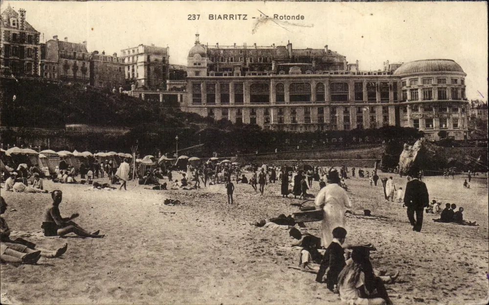 Biarritz — Rotonde — éditeur : C. L. A. (C. L. A. Imprimeur à Biarritz) — n° 237 - Frente