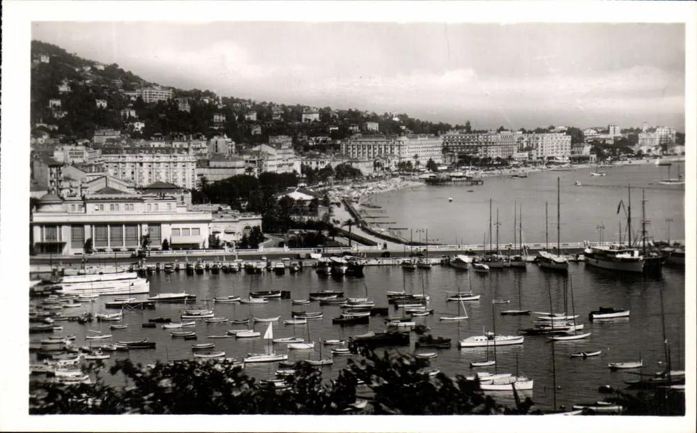 Cannes — Allgemeiner Blick vom Suquet — Éditions G. Montluet, Nice - Vorderseite
