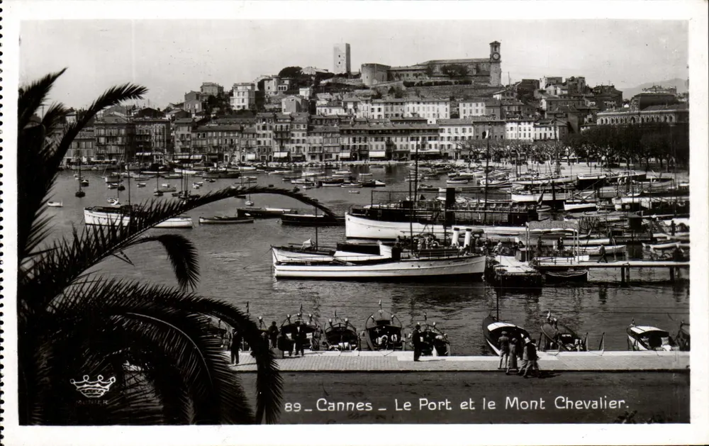 Cannes — Der Hafen und der Mont Chevalier — Éditions d'Art Munier - Vorderseite