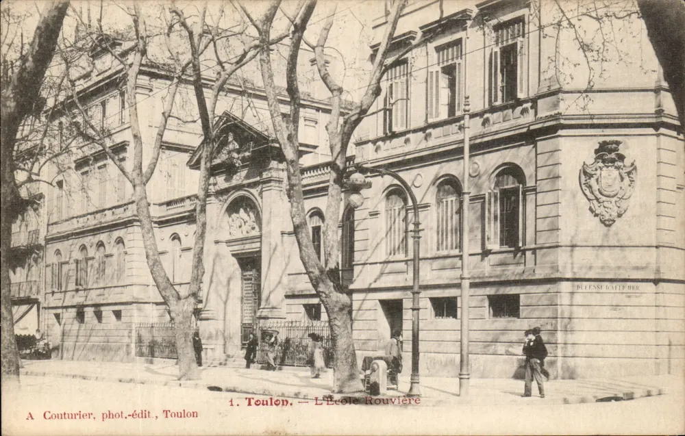 Toulon — A Escola Rouvière — A. Couturier, fot.-edit., Toulon - Frente