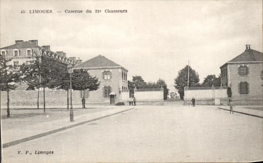 Limoges — Kasernen des 21. Leichten Infanterieregiments — V. P., Limoges - Vorderseite