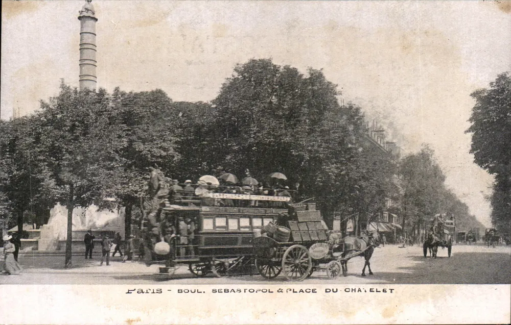 Paris - Boulevard Sebastopol & Place du Châtelet — Ansicht mit Denkmal und Omnibus - Vorderseite
