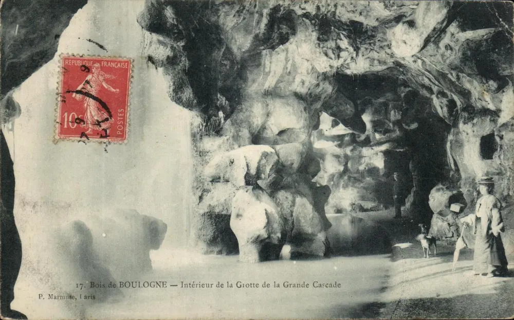 Bois de Boulogne — Innenansicht der Höhle der Grossen Wasserfall — P. Marmuse, Paris - Vorderseite