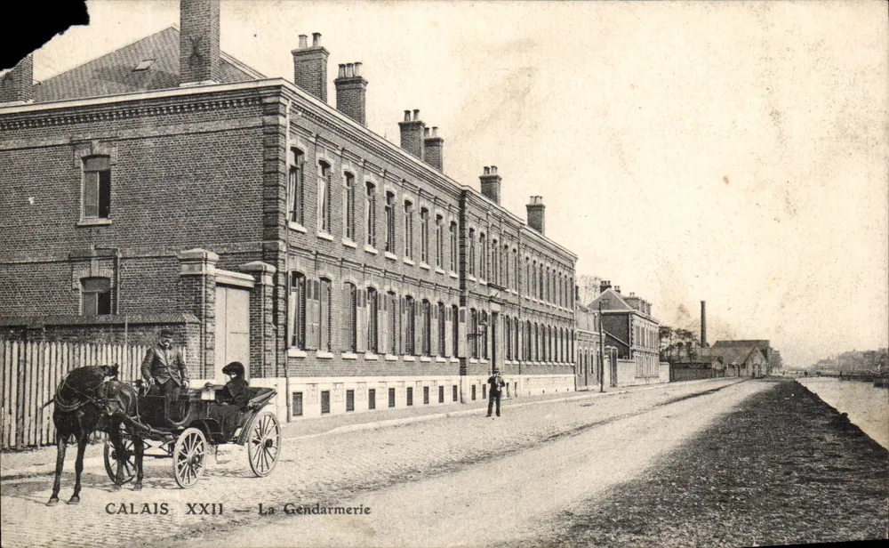 Calais — La Gendarmerie — éditeur CALAIS XXII - Frente