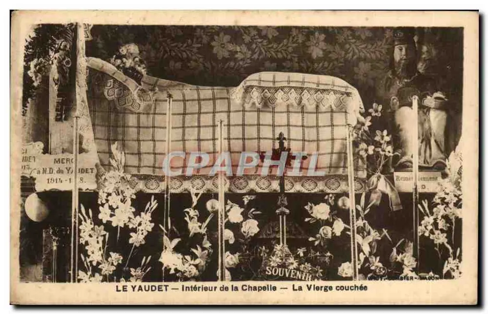Le Yaudet — Interior de la Capilla — La Virgen tumbada — Editor: J. Roche - Jandou - Anverso