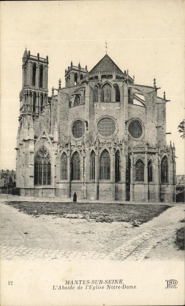 Mantes-sur-Seine — Die Apse der Kirche Notre-Dame — JND Phot. - Vorderseite
