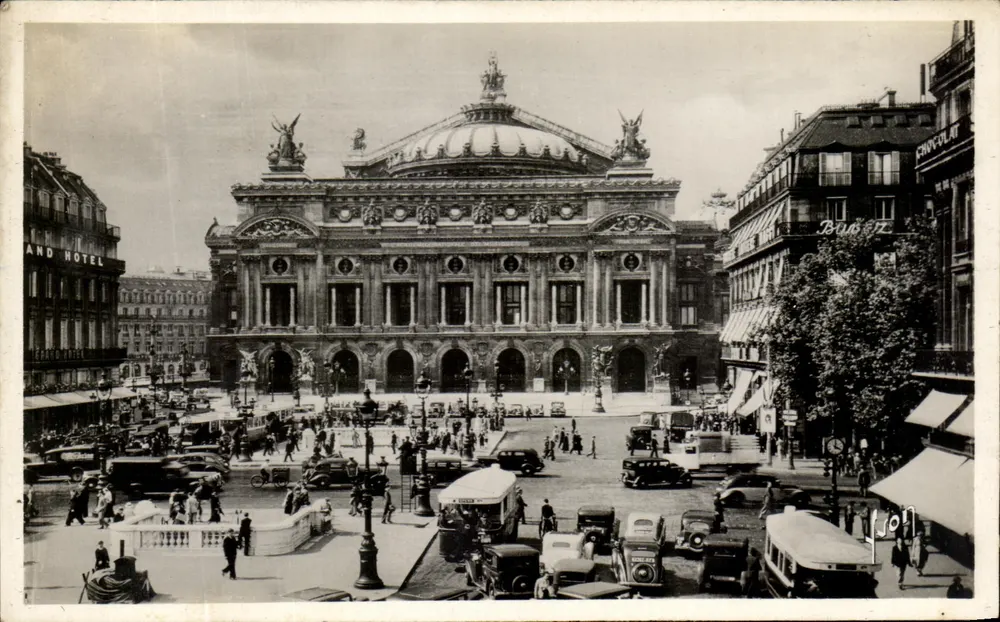 Praça da Ópera — Paris — editor Lion - Frente