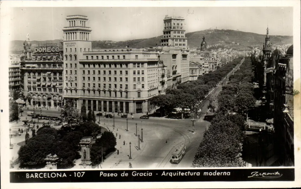 Barcelona - 107 Paseo de Gracia - Moderne Architektur — Verlag Zerrount - Vorderseite