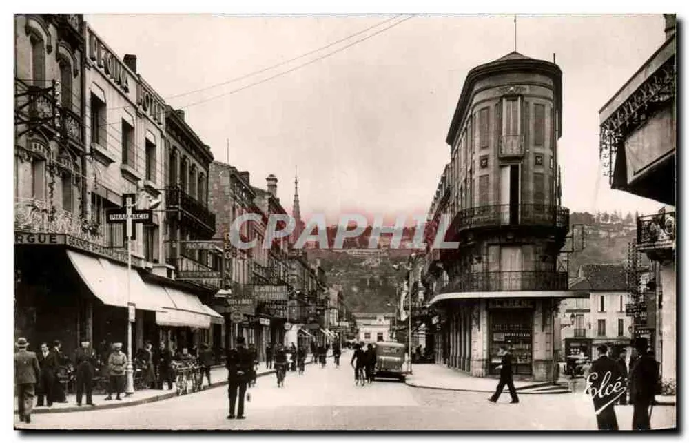 Agen - Boulevard Carnot — vista de rua com edifícios e pedestres — Editor Elcé, n° 206 - Frente