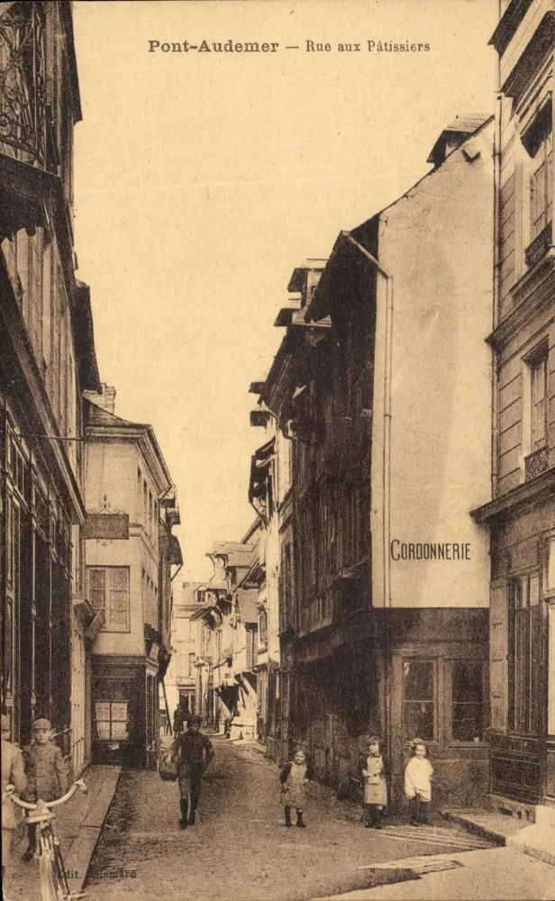 Pont-Audemer — Rue aux Pâtissiers — Schuhmacherladen - Vorderseite
