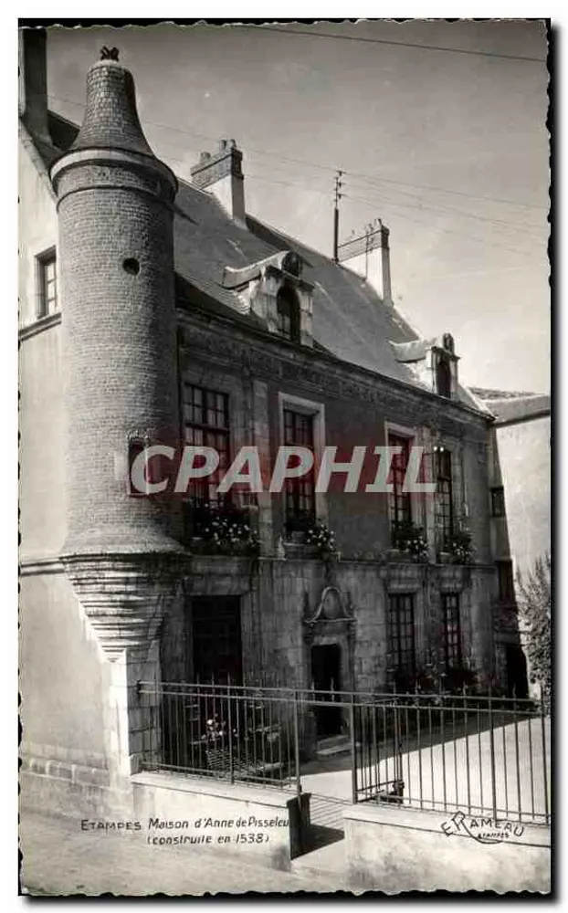 Etampes - Haus von Anne de Pisseleu (erbaut 1538) — Édition d'Étampes - Vorderseite