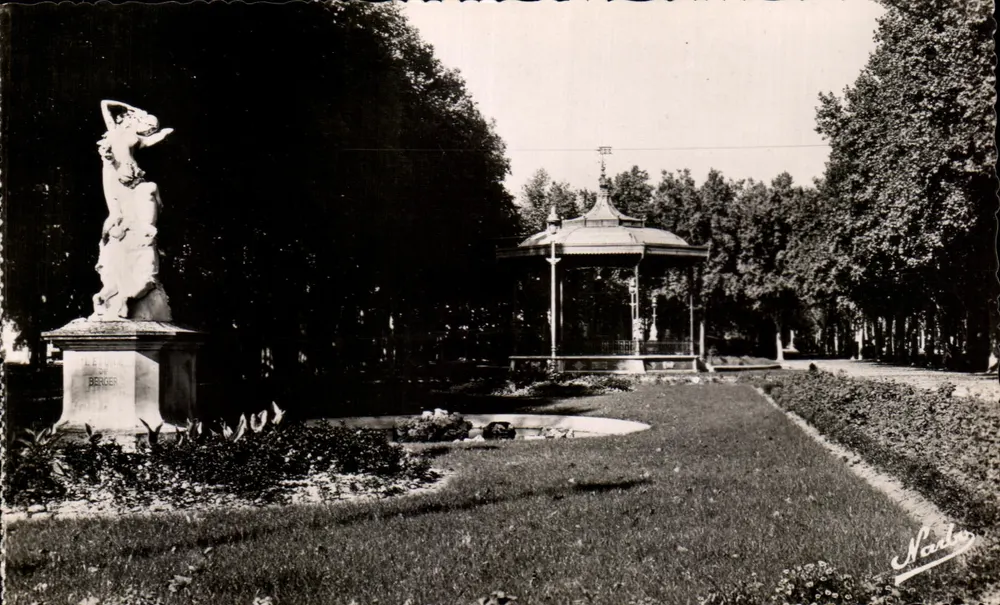 Promenade du Gravier — Agen (Lot & Garonne) — Edição NARBO - Frente