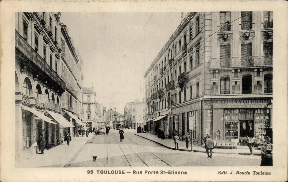 Toulouse — Rue Porte St-Etienne — Edit. J. Bourzin Toulouse - Frente