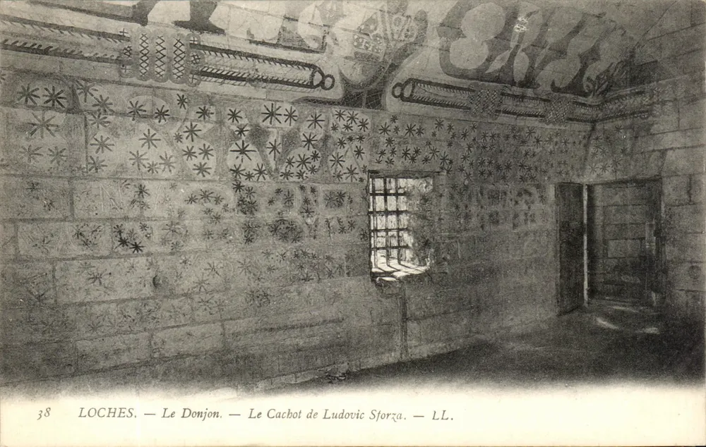 Loches — Der Bergfried — Ludoviks Zelle — LL. - Vorderseite