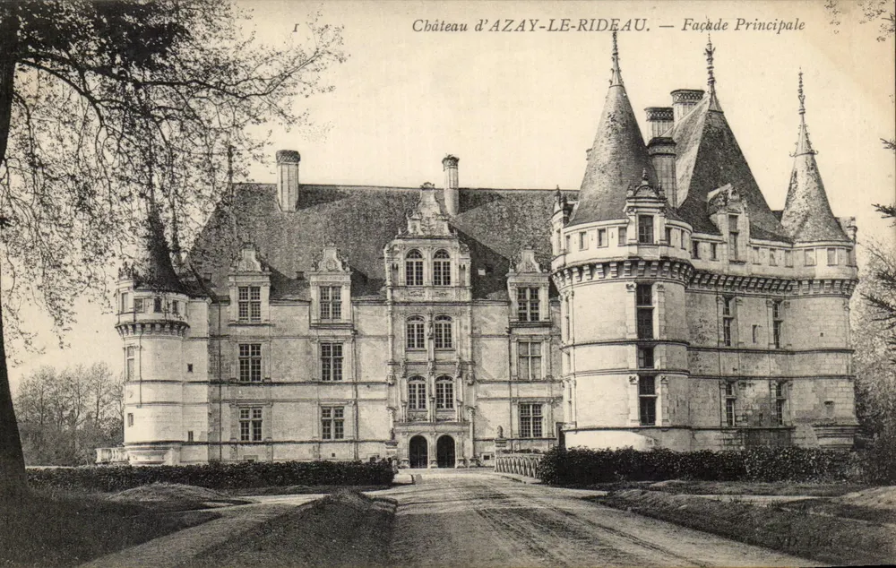 Castelo de Azay-le-Rideau — Fachada Principal — Editor não identificado - Frente