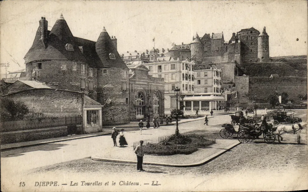 Dieppe — Las Torres y el Castillo — LL - Anverso