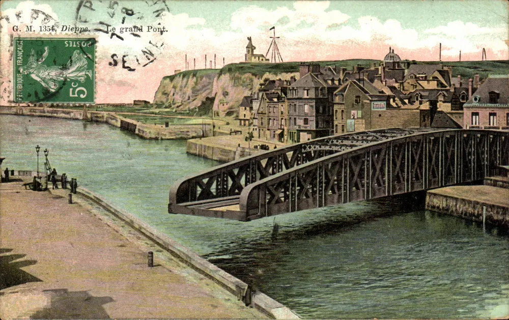 Dieppe — Het grote brug — G. M. 1354 - Voorkant