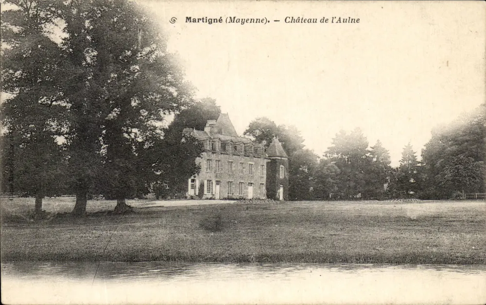 Martigné (Mayenne) — Castelo de l'Aulne - Frente