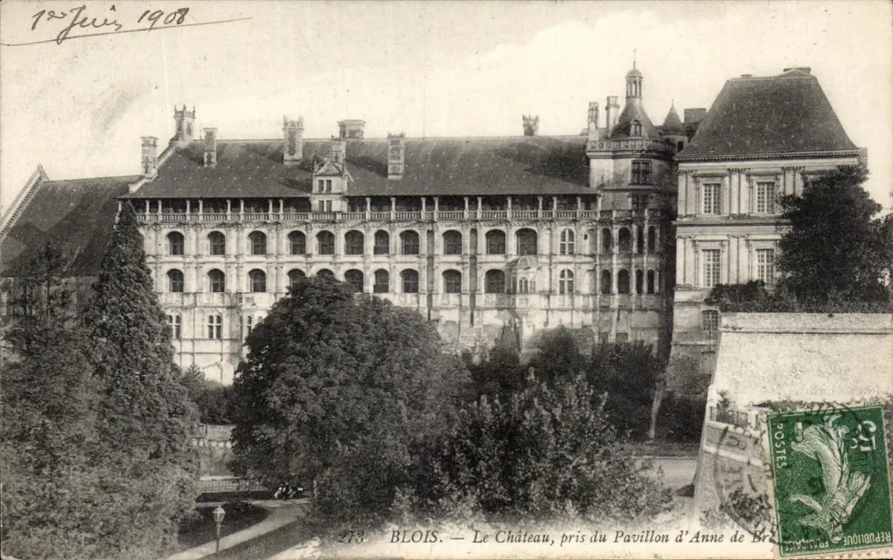 Blois — Das Schloss, Ansicht vom Pavillon von Anne von Bretagne — Verlag Nr. 273 - Vorderseite
