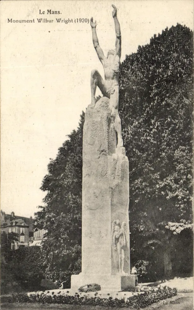 ले मैंस — विलबर व्राइट के स्मारक (1920) — अज्ञात एडिटर - आगे