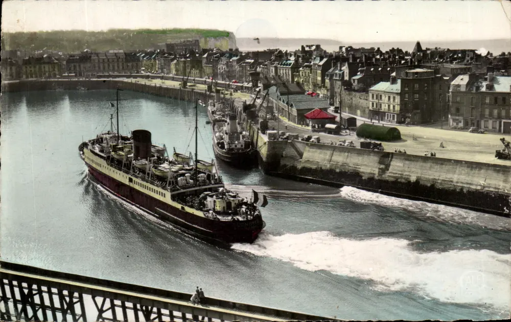 Chegada do Londres — Dieppe (S.-Inf.) — Edição Galf - Frente