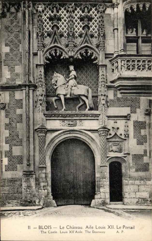 Blois — Das Schloss. Flügel von Louis XII. Der Portal — A.P. - Vorderseite