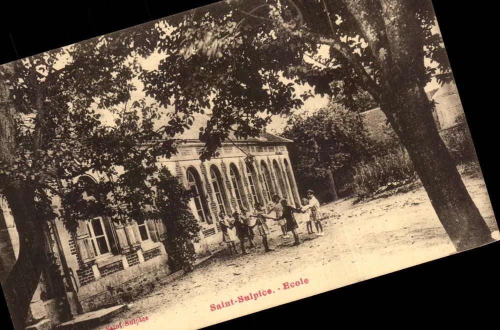 Saint-Sulpice - École — éditeur A. Breguer, Paris - Recto