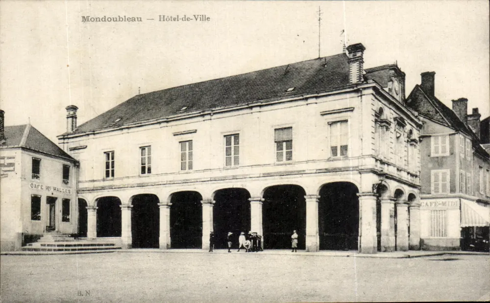 Mondoubleau — Rathaus — B.N. - Vorderseite