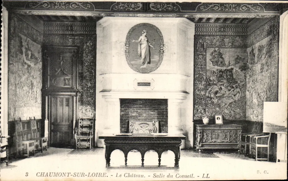 Chaumont-sur-Loire — Das Schloss — Ratssaal — S.G. - Vorderseite