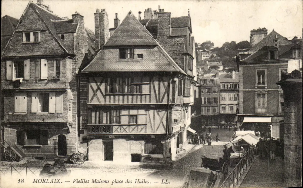 Morlaix — Alte Häuser Place des Halles — LL. - Vorderseite
