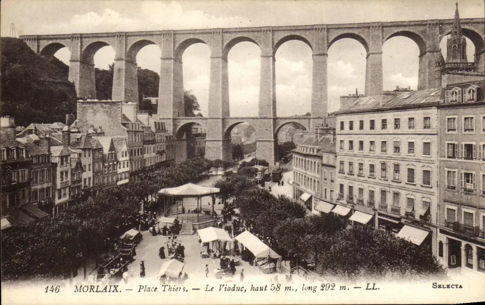 Morlaix — Place Thiers — O Viaduto, alto 58 m., longo 292 m. — LL. — Selecta - Frente
