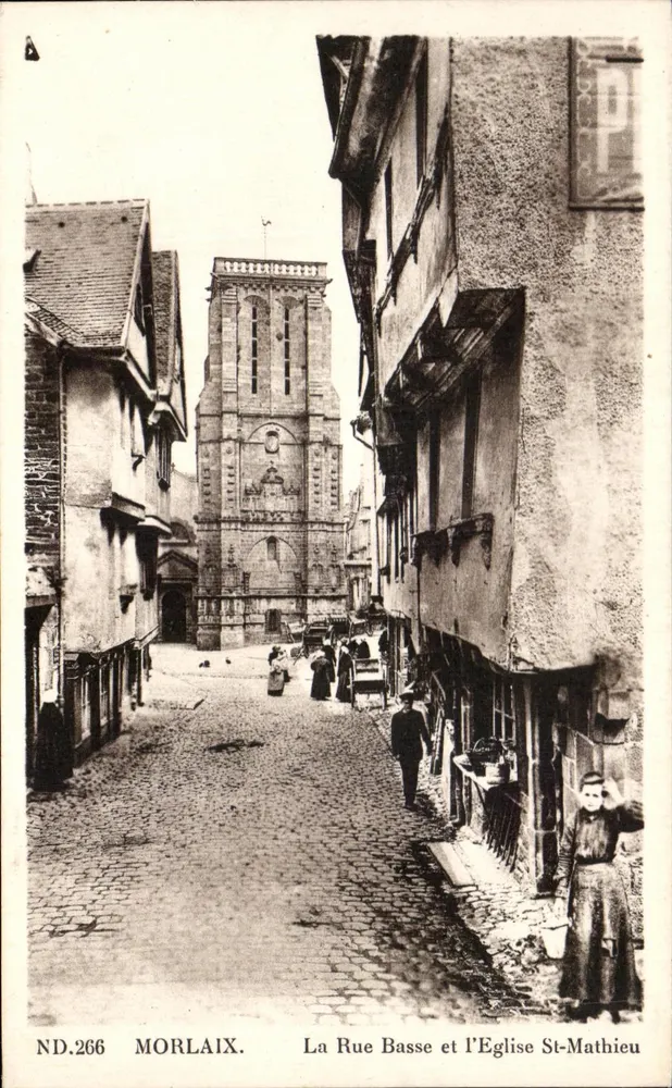 Morlaix — La Rue Basse e a Igreja de São Mateus — ND.266 - Frente